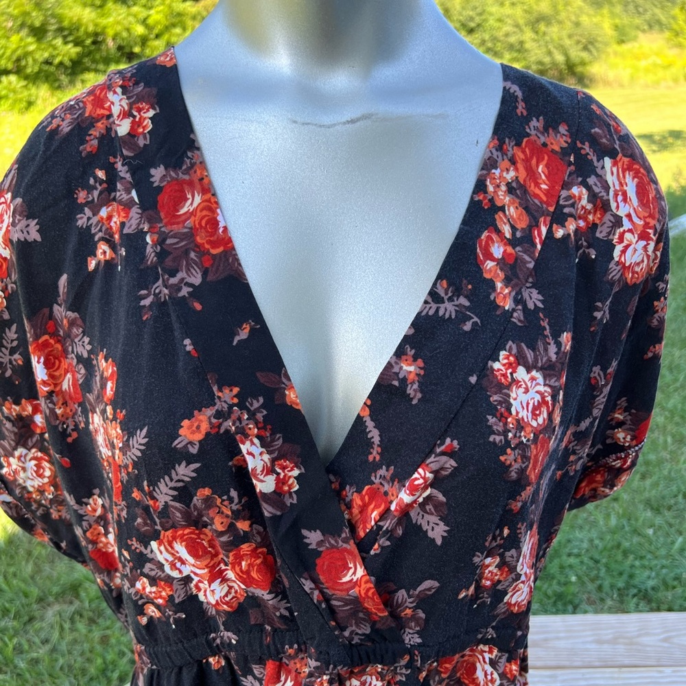 Torrid size 1 floral dress